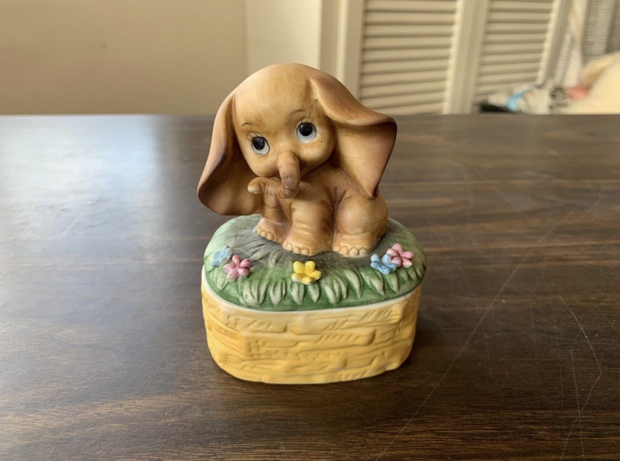 Vintage Lund’s Lites Elephant Candle Trinket Box