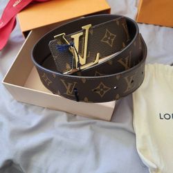 Loui Vuitton Belt