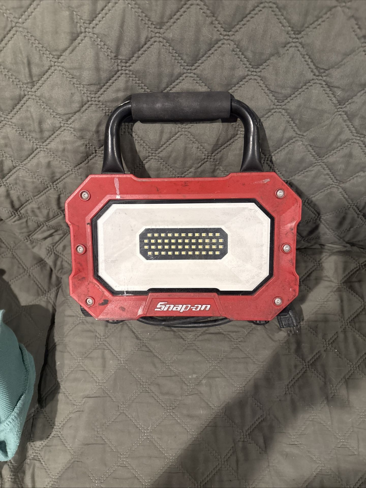 Snap On LED Light. Exterior Abd Interior