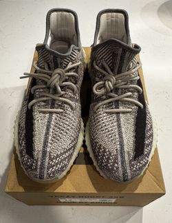 Yeezy 350 V2 Zyon 