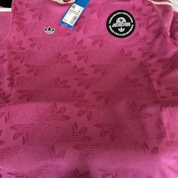 Adidas Classic Sport Crop T-Shirt | Size L | NWT