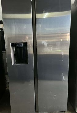 Samsung - 36 in. Wide 27.4 cu. ft. Side-by-Side In Black Stainless Steel