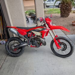 Dirt Bike '23 Beta 300rr