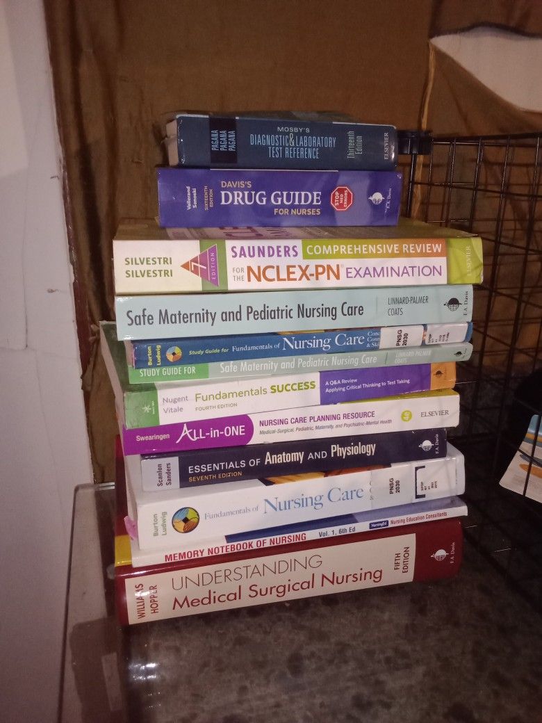 Nursing Books And Flash Cards