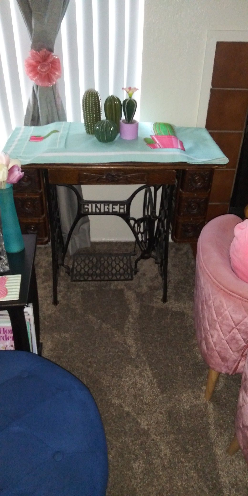 1920 sewing machine.works! Antique