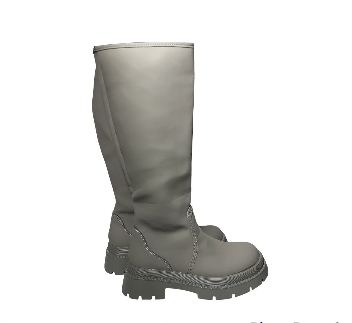 Tall Platform All Weather Fashion Boots- Size (8) Sale