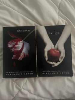 Twilight/ New Moon Books