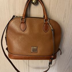 Dooney & Bourke Purse And Wallet