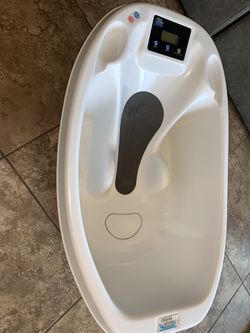 Infant bath tub (aqua scale)