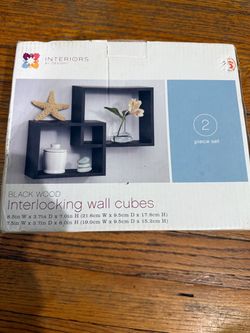 Interiors by Design Black Wood Interlocking Wall Cubes 2-Piece Set