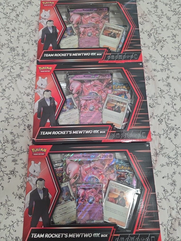 Pokemon Team Rocket's Mewtwo Box