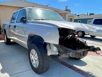 2005 Chevy Silverado 1500 Crew Cab 2WD