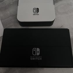 Nintendo Switch Oled (Can Be Trade For A Gaming Monitor).