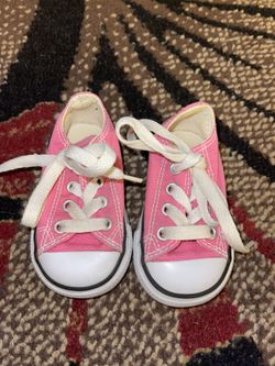 Used girls pink toddler converse size 3