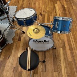 Mendini by Cecilio kid drum set