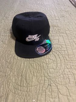 Hat. Nike
