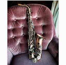New Saxophone Alto