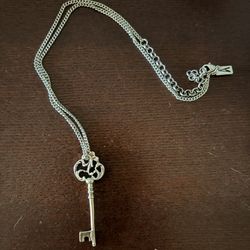 Killstar Key Necklace!