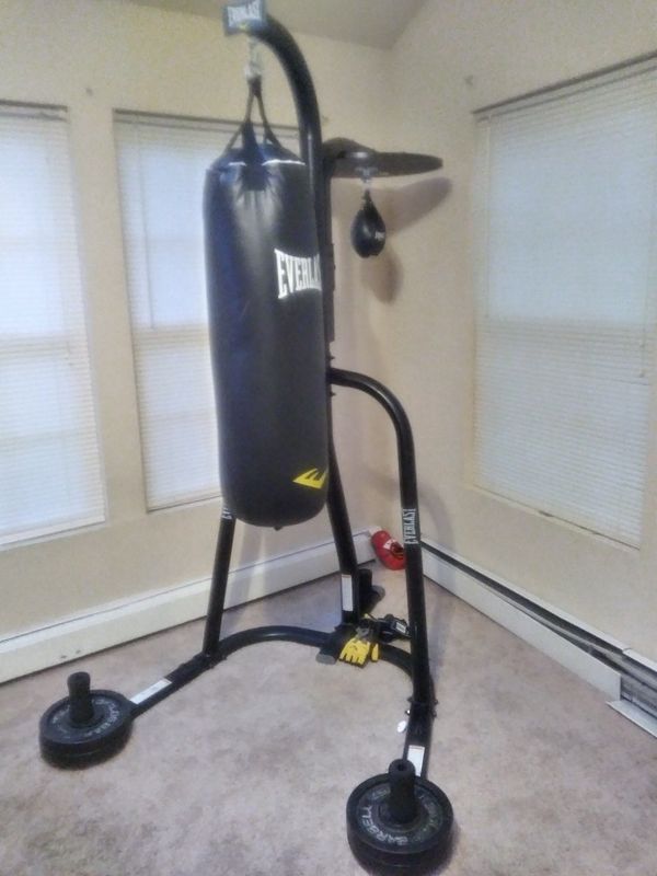 Everlast Punshing Bag Set For In Virginia Beach Va Offerup