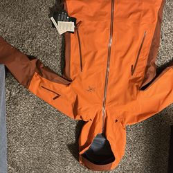 Arcteryx sentinel women’s jacket