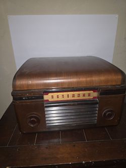 1946 Vintage RCA Victor Victrola 65U78 Rpm Record player