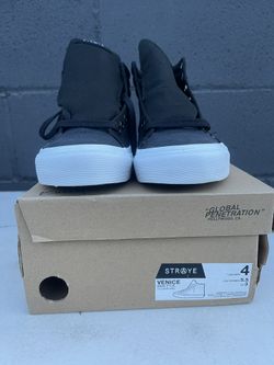 Straye Shoes