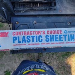 NEW Roll Husky Plastic Sheeting 4 mil 10'x100' $30
