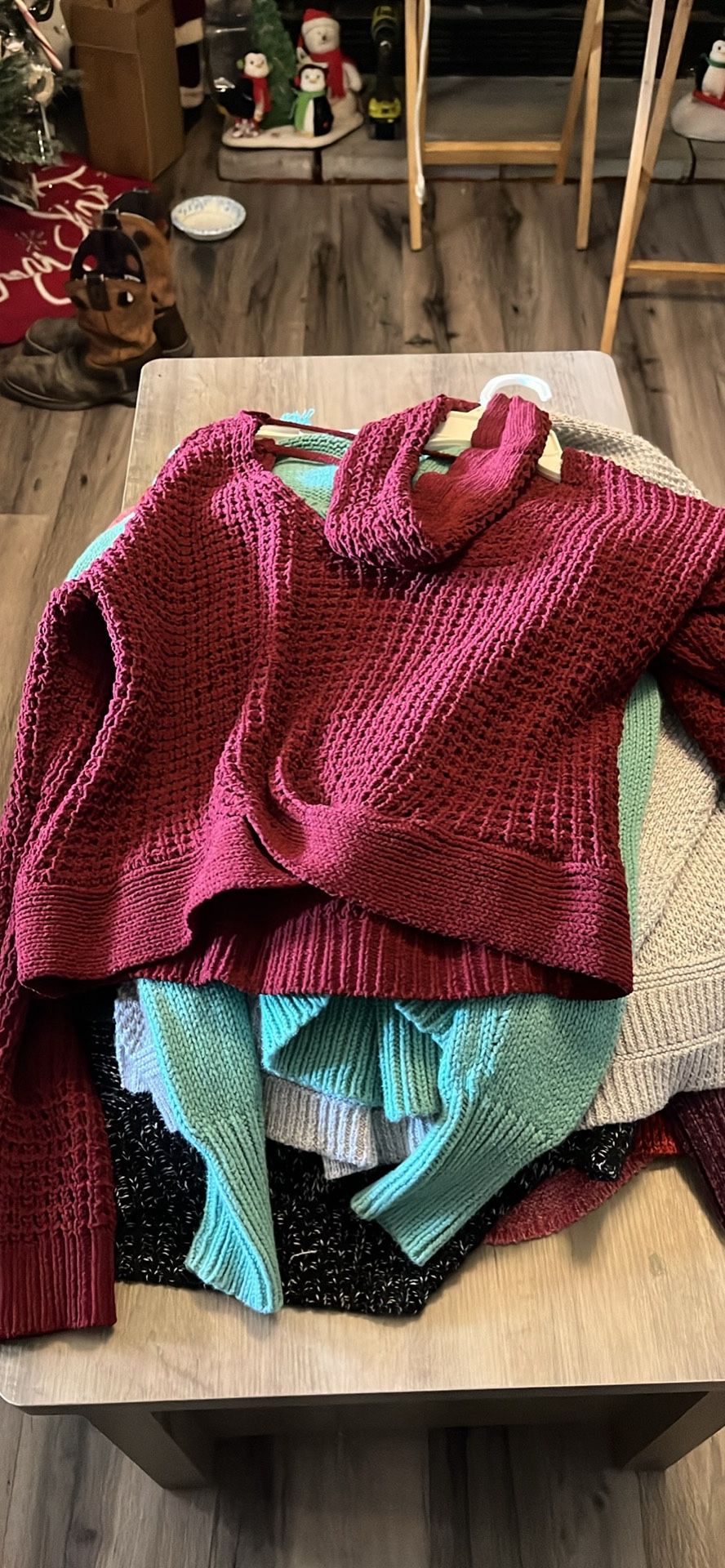 Sweater Bundle – 10 Sweaters (Small & Medium) – Must Go!