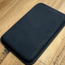 iPhone Wallet with MagSafe – Navy  *New*