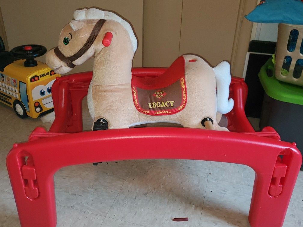 Play Horse That Sings