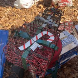 Metal 3 Christmas Boxes 30 Dollars