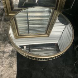 Oval-shaped Coffee Table