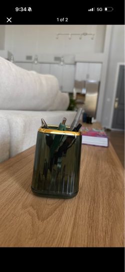 Green and gold pencil cup