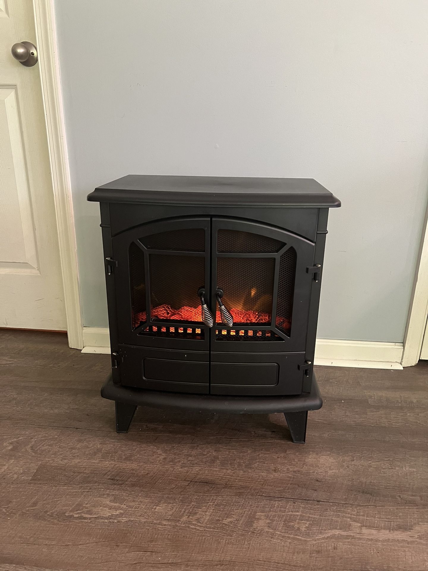 Muskoka Phoenix Electric Stove Heater