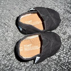 Baby Shoes 