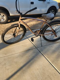 Huffy beach cruiser