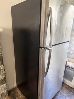 Frigidaire Refrigerator