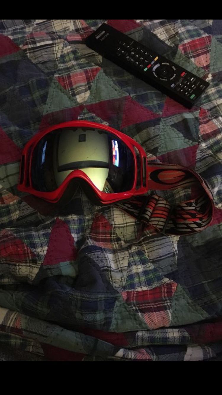 Oakley Crowbar Snowboard goggles with custom lens