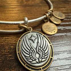 4 Alex and Ani Bracelets for $15