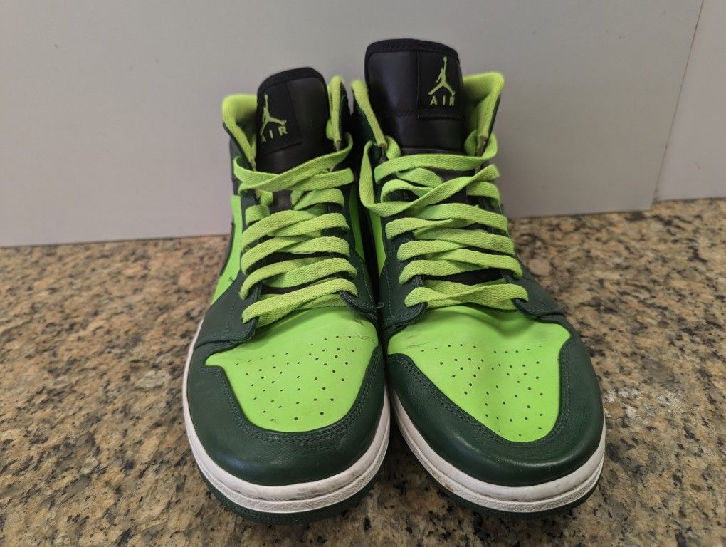 Air Jordan 1 Mid Hulk 554724-330 Size 11.5