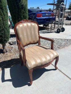 Nice Accent Chair!