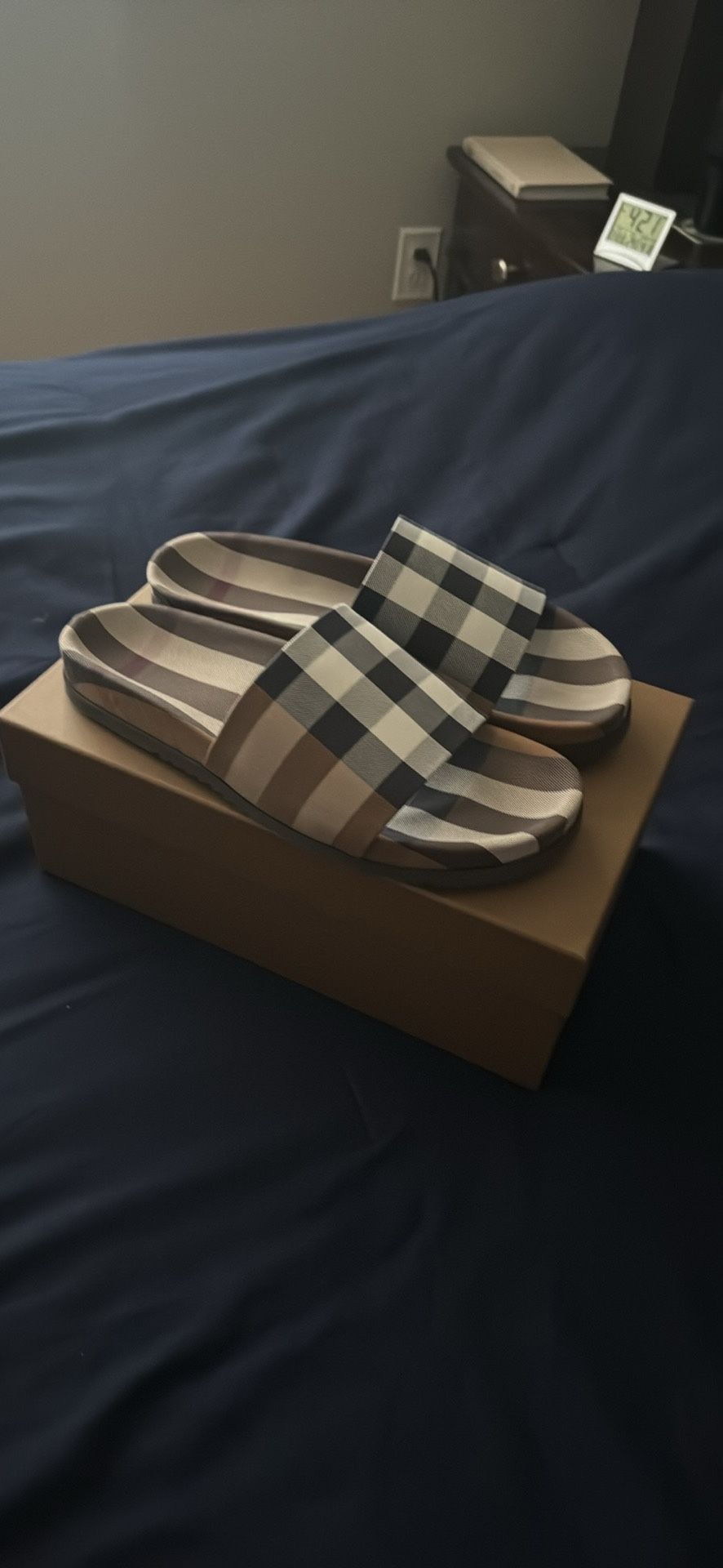 Burberry Sandals SIZE 10