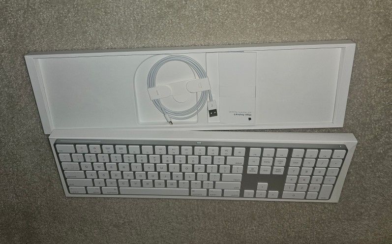 Apple Magic Keyboard with Numeric Keypad