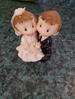 Cake topper