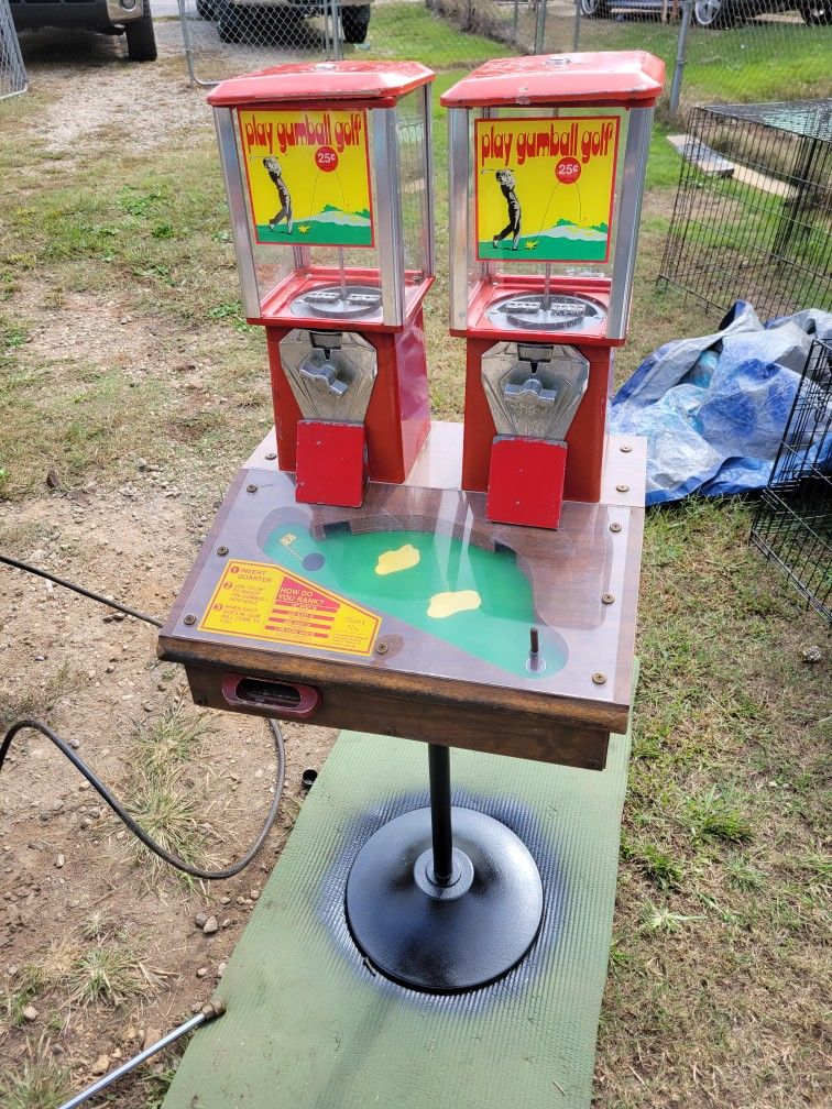 Golf Game. 2 Gum MACHINES. WAS ASKING 175.00 Today I.ll Take 130.00
