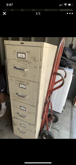 File cabinet