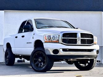 2006 Dodge Ram 2500 SLT * LIFTED * 20" RIMS * 35" TIRES * 5.9 CUMMINS