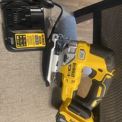 Dewalt Xr Variable Speed Jigsaw Con Batería 5.0 Y Cargador 
