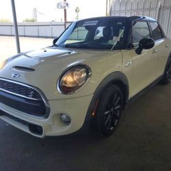2017 MINI Hardtop 4 Door Cooper S Cooper S 4dr Hatchback Price $9,500 Mileage 110,199