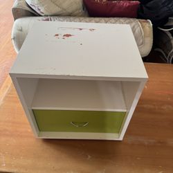 Small organizer / storage table with drawer
